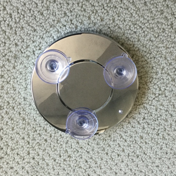 Travel mirror with ring light, magnifying - Picture 2 of 2